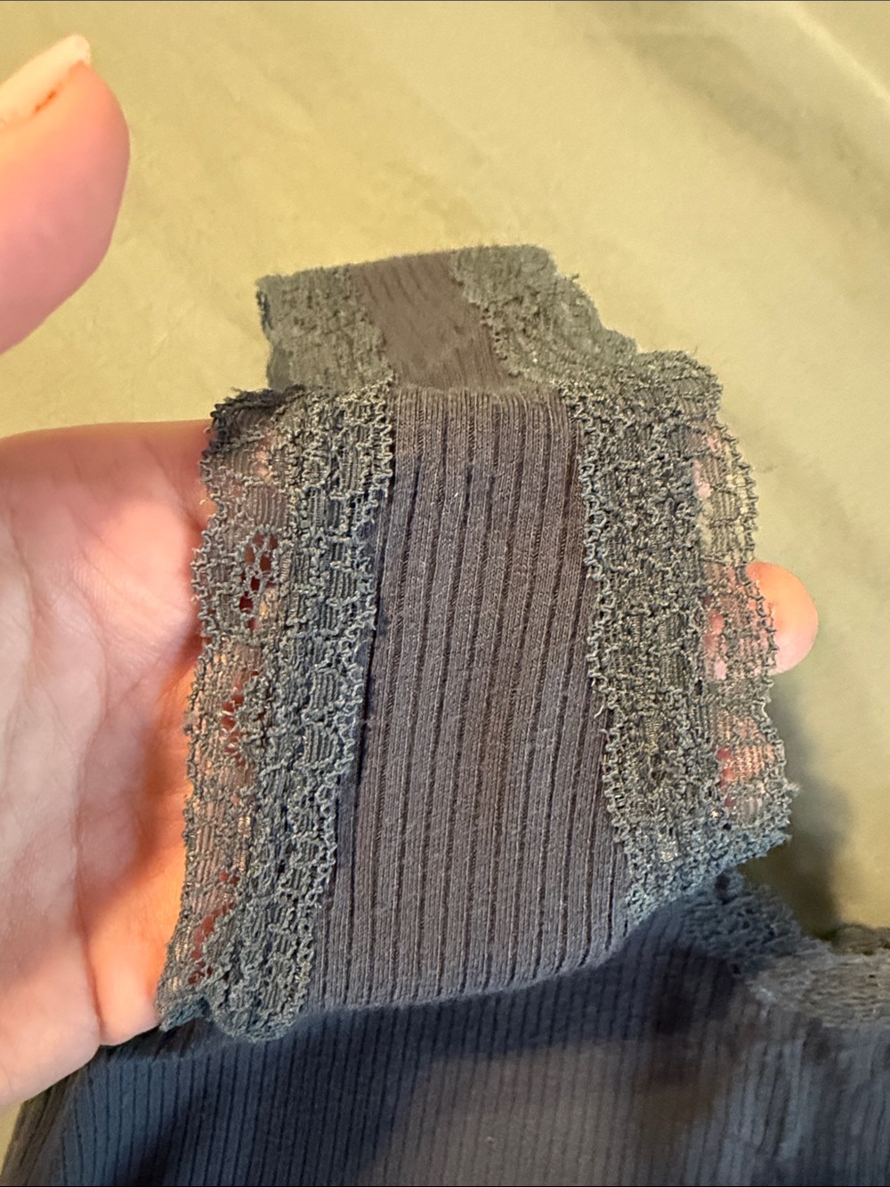 Women’s Lace-Trim Ribbed Tank Top - Picture 3 of 4